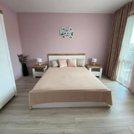 아파트 Marisol Luxury View Paradise 크레네보